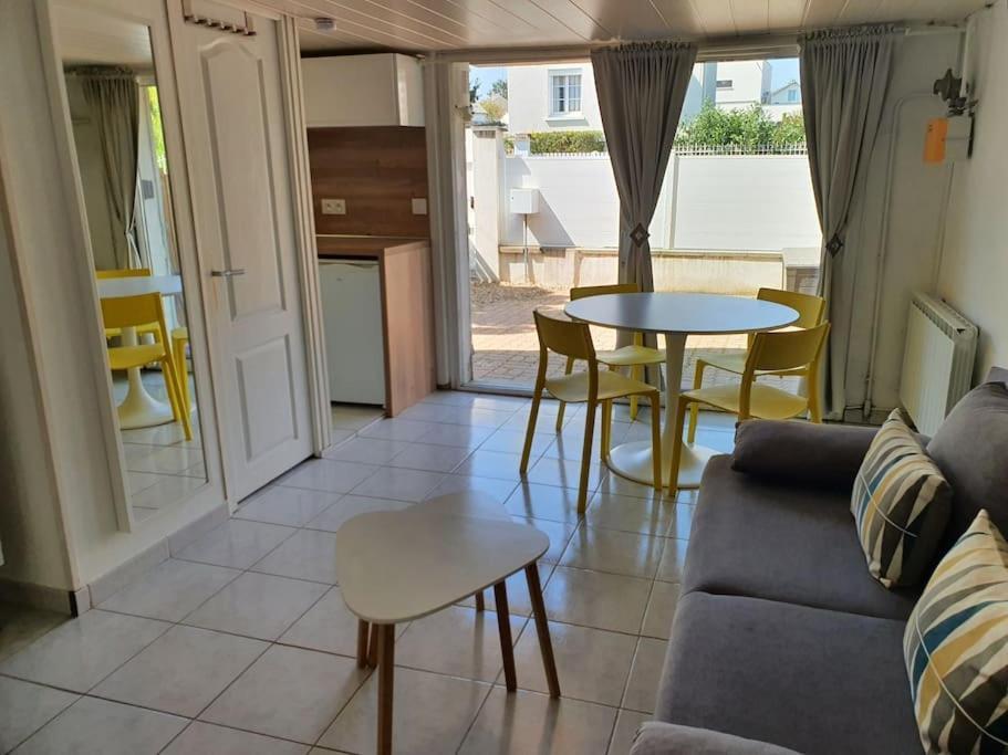 Logement Amboise Centre Avec Terrasse Privee Exteriör bild